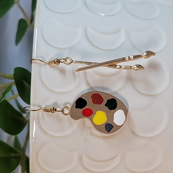 Painter's Palette Drop Earrings - Picture 5 of 6
